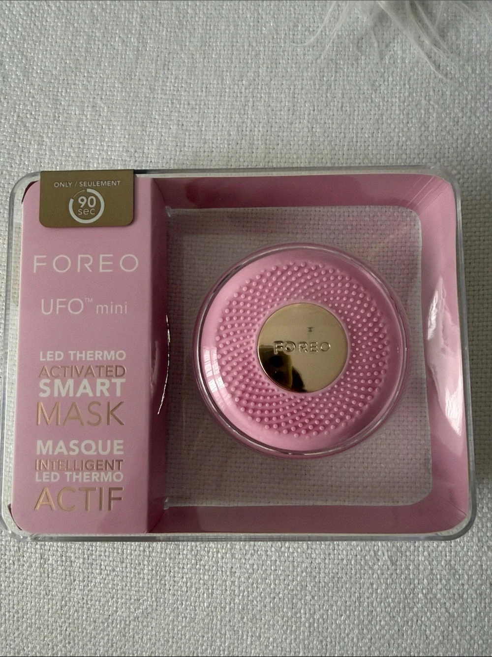 NWT Foreo UFO Mini and 7 Masks